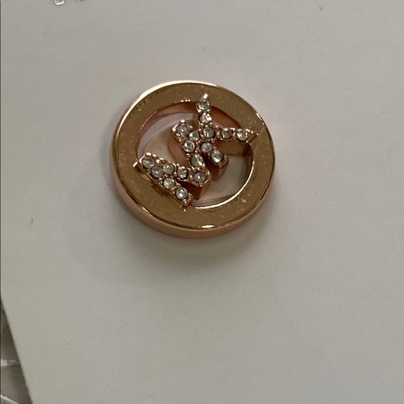 Michael Kors Rose Gold Engraved Studs Circle Earrings Classic Simple Elegant - Picture 9 of 11